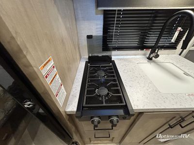 2025 Ember RV E-Series - Photo 7