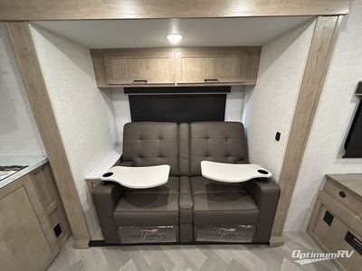 2025 Ember RV E-Series - Photo 9