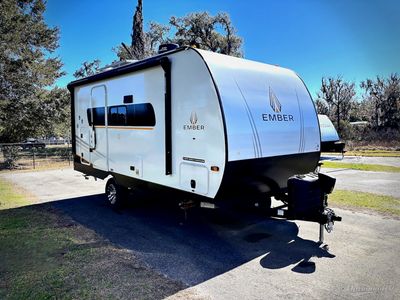 2025 Ember RV E-Series - Photo 1