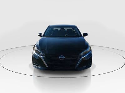 2024 Nissan Altima - Photo 2