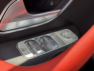 2026 Mercedes-Benz GLE — photo 18 view