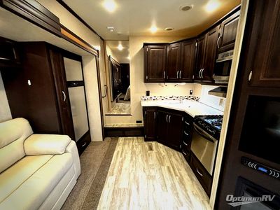 2017 K-Z Durango 1500 - Photo 5