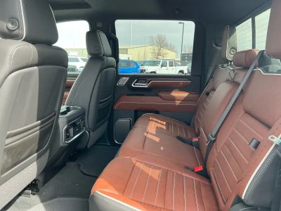 2026 GMC Sierra 3500HD - Photo 17