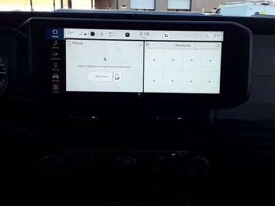 2024 Jeep Wrangler 4xe — photo 12 view