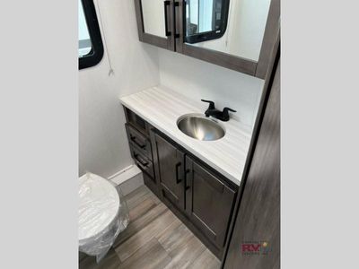 2026 Entegra Coach Odyssey - Photo 30
