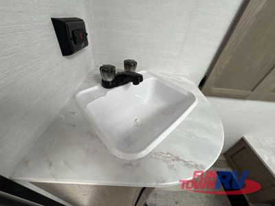 2025 Gulf Stream RV Yellowstone Ranch Edition - Photo 29