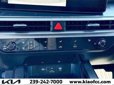 2026 Kia Sorento — photo 32 view