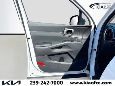 2026 Kia Sorento — photo 20 view