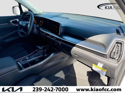 2026 Kia Sorento — photo 12 view