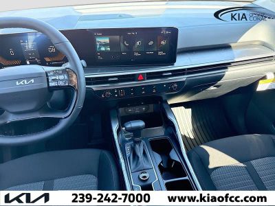 2026 Kia Sorento — photo 17 view