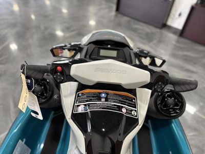 2025 Sea-Doo GTI SE 130 iBR Tech, Audio, iDF, iBR — photo 10 view