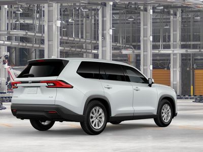 2026 Toyota Grand Highlander Hybrid — photo 10 view