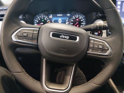 2023 Jeep Compass - Photo 12