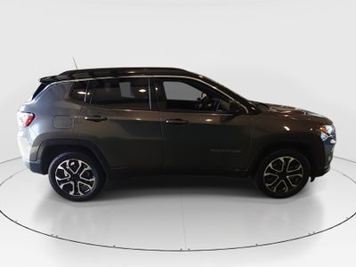 2023 Jeep Compass - Photo 8