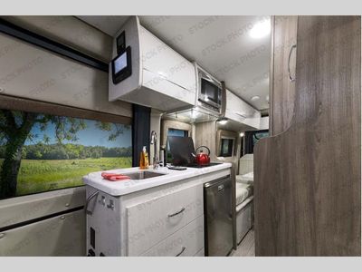2022 Thor Motor Coach Tellaro - Photo 19