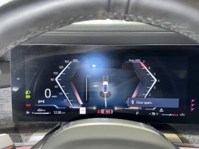 2025 BMW 7 Series — photo 26 view