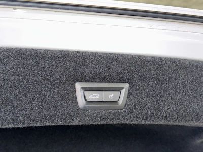 2025 BMW 7 Series — photo 16 view