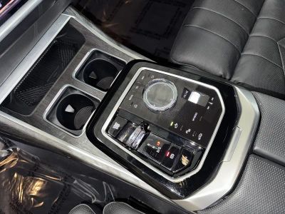 2025 BMW 7 Series — photo 30 view