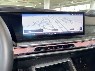 2025 BMW 7 Series — photo 28 view