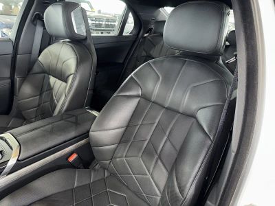 2025 BMW 7 Series — photo 35 view