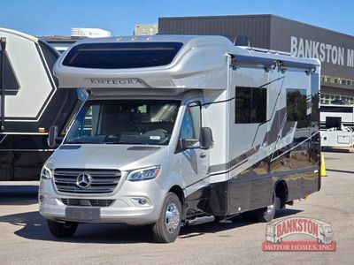 2026 Qwest 25L - Photo 12