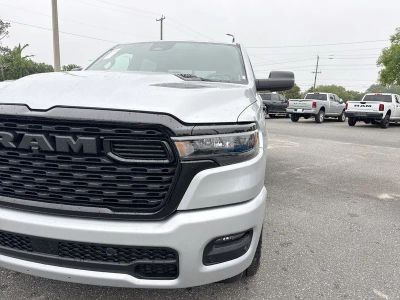 2026 Ram 1500 — photo 10 view