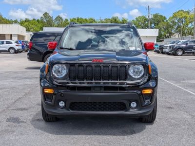 2023 Jeep Renegade — photo 8 view