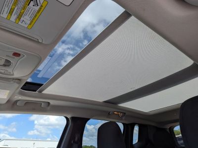 2023 Jeep Renegade — photo 14 view