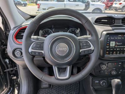 2023 Jeep Renegade — photo 11 view