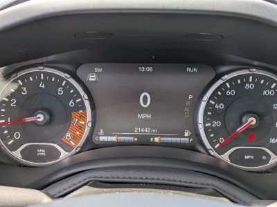 2023 Jeep Renegade — photo 15 view