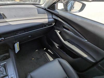 2026 Mazda CX-30 — photo 17 view