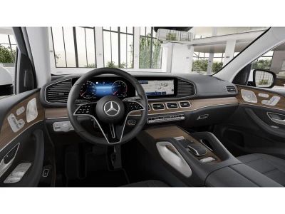2026 Mercedes-Benz GLS - Photo 3