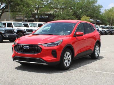 2024 Ford Escape — detail view