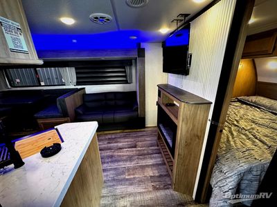 2024 Forest River Cherokee Grey Wolf - Photo 4