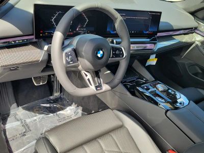 2026 BMW 5 Series — photo 15 view