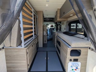 2026 Winnebago Solis — photo 22 view