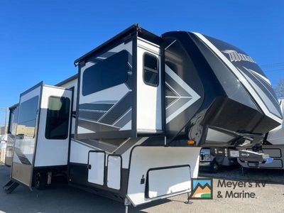 2021 Grand Design Momentum — side profile view