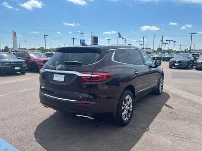 2021 Buick Enclave — detail view