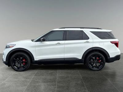 2023 Ford Explorer — detail view