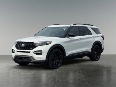 2023 Ford Explorer — rear three-quarter view