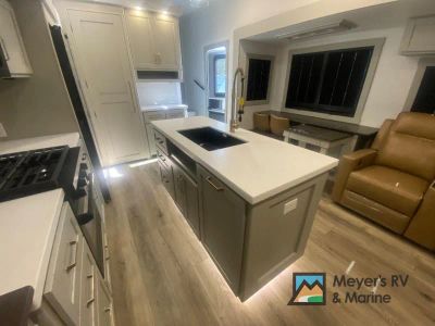 2026 Brinkley Model Z - Photo 11