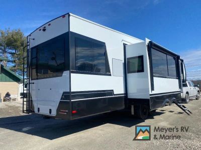 2026 Brinkley Model Z - Photo 5