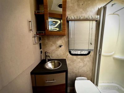 2018 Winnebago View — photo 16 view