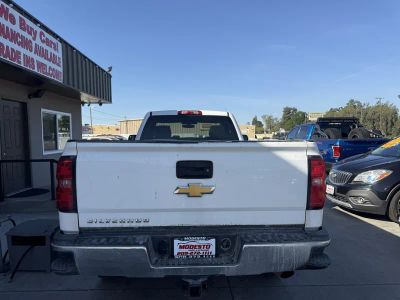 2018 Chevrolet Silverado 2500HD - Photo 4