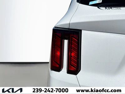 2026 Kia Sorento — photo 9 view