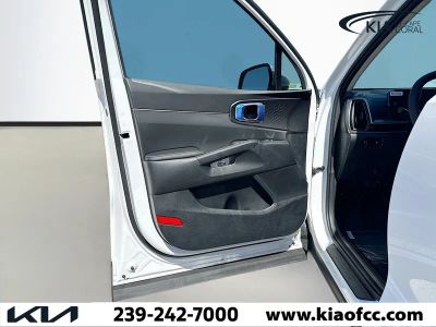 2026 Kia Sorento — photo 21 view
