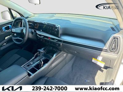 2026 Kia Sorento — photo 13 view