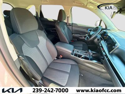 2026 Kia Sorento — photo 14 view