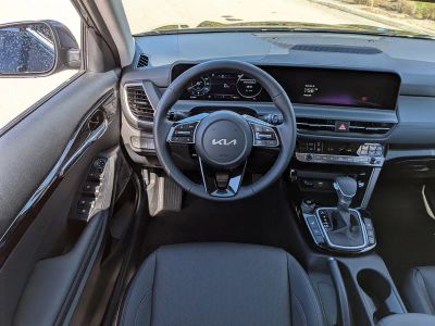 2026 Kia Seltos — photo 17 view
