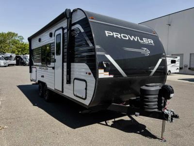 2026 Jayco PROWLER — front three-quarter view